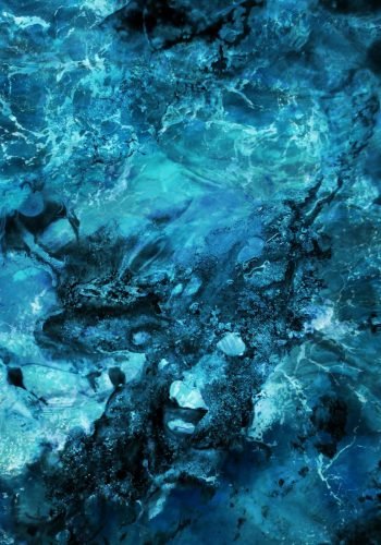 pexels-anniroenkae-5853354